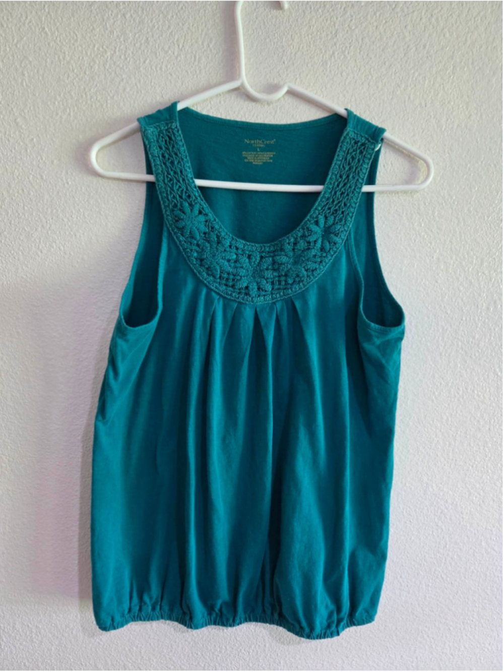NorthCrest Classic Women’s L Teal Blue Sleeveless Crochet Bib Tank Top